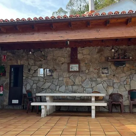 Vakantiehuis Isaac - Casa Con Piscina Cerca De Santiago De Compostela Amés