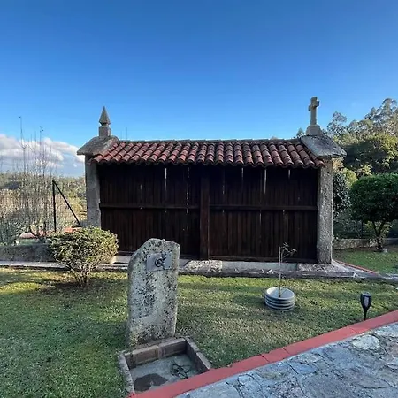 Isaac - Casa Con Piscina Cerca De Santiago De Compostela * Ames