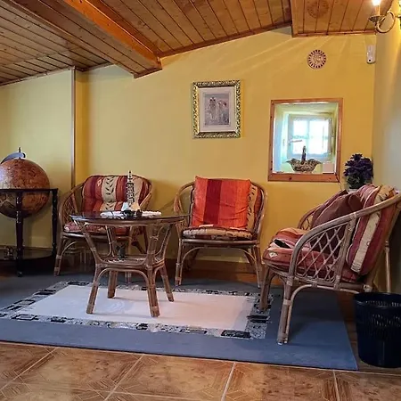 Isaac - Casa Con Piscina Cerca De Santiago De Compostela