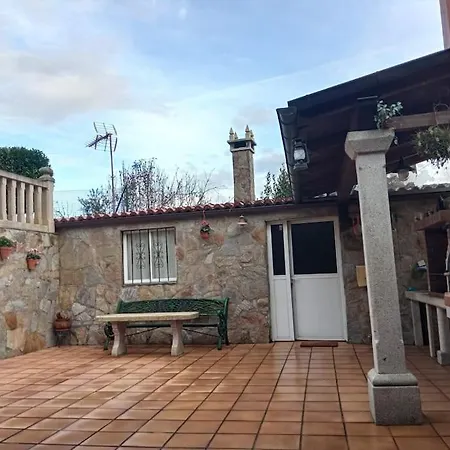 Isaac - Casa Con Piscina Cerca De Santiago De Compostela Vakantiehuis Amés
