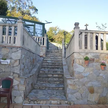 Isaac - Casa Con Piscina Cerca De Santiago De Compostela Vakantiehuis Amés