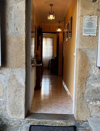 Isaac - Casa Con Piscina Cerca De Santiago De Compostela *